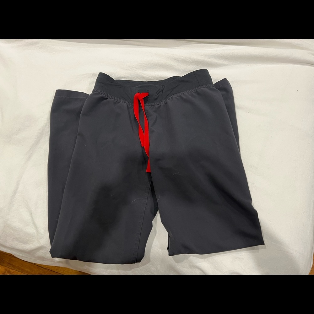 Figs Charcoal Livingston Scrub Pant XXSP